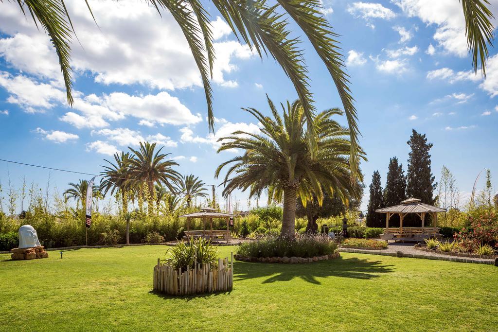 Ibizazen Hotel Санта Еулалия дел Рио Екстериор снимка