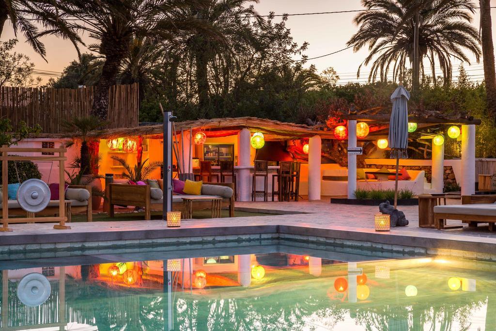Ibizazen Hotel Санта Еулалия дел Рио Екстериор снимка