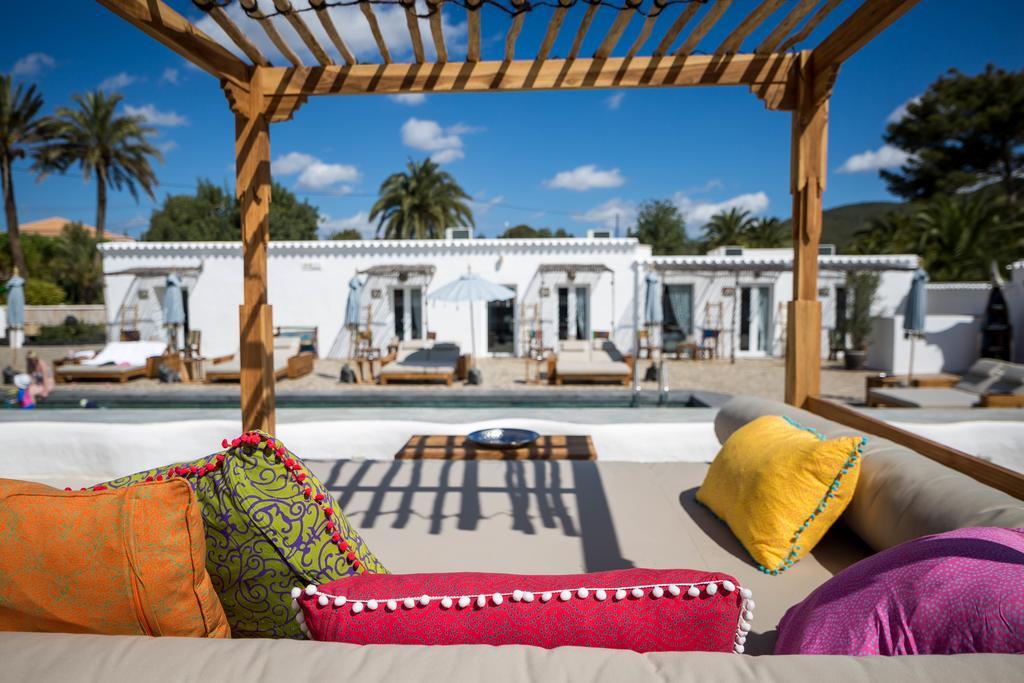 Ibizazen Hotel Санта Еулалия дел Рио Екстериор снимка