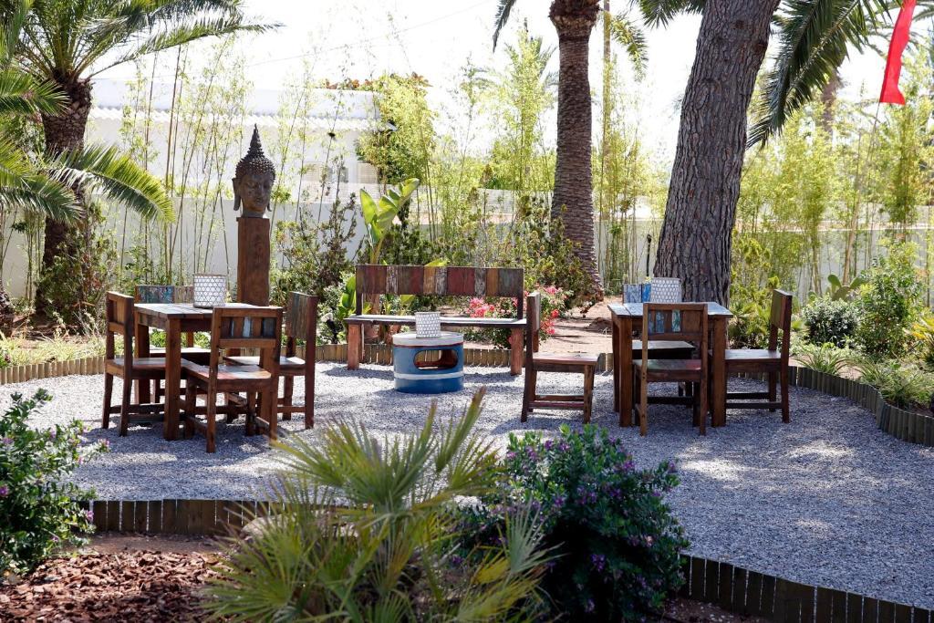 Ibizazen Hotel Санта Еулалия дел Рио Екстериор снимка