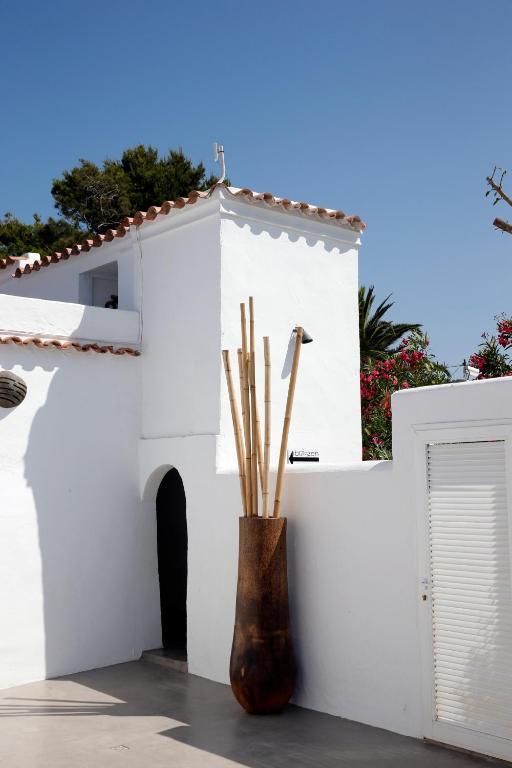 Ibizazen Hotel Санта Еулалия дел Рио Екстериор снимка
