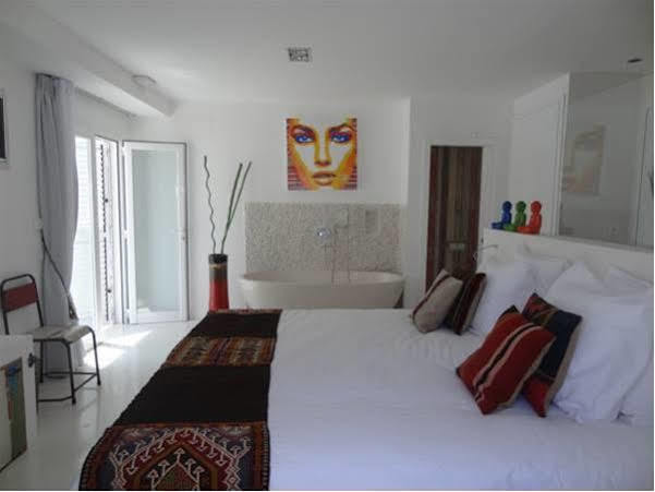 Ibizazen Hotel Санта Еулалия дел Рио Екстериор снимка