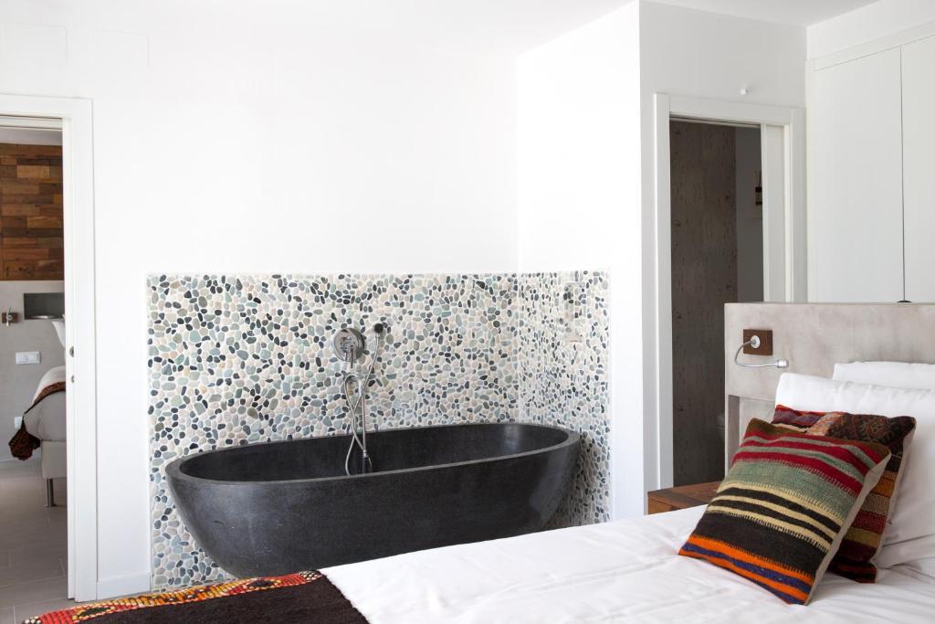 Ibizazen Hotel Санта Еулалия дел Рио Екстериор снимка